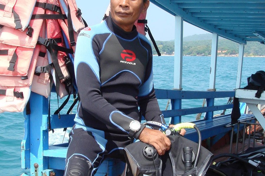 UDI Scuba Diving image