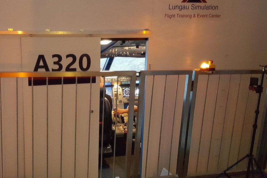 Lungau Flight Simulation Center image