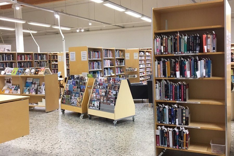 Kirkkonummi Main Library image