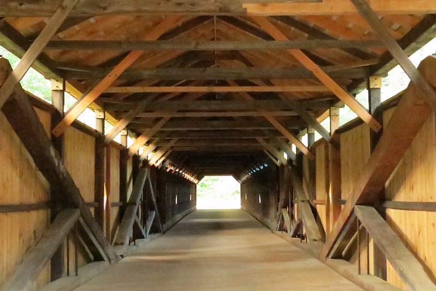 Scott Covered Bridge image