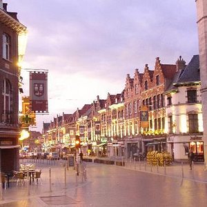 Tournai - Zentrum in der Nacht