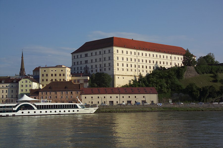 Schlossmuseum Linz image