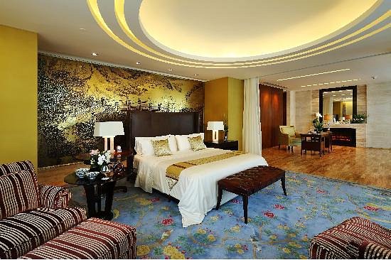 star hotel rooms suite
