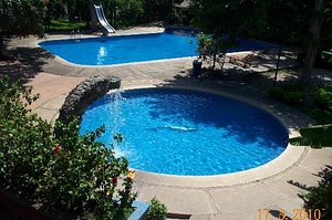 Hotel Boyeros in Liberia, image may contain: Pool, Water, Backyard, Swimming Pool