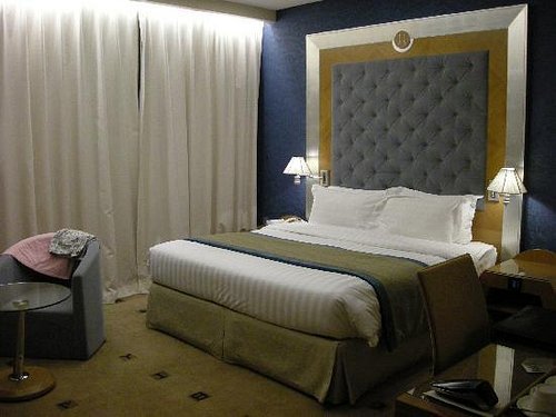 Social hotel resort ex byblos hotel 4. Eddy Sands Resort in Byblos.