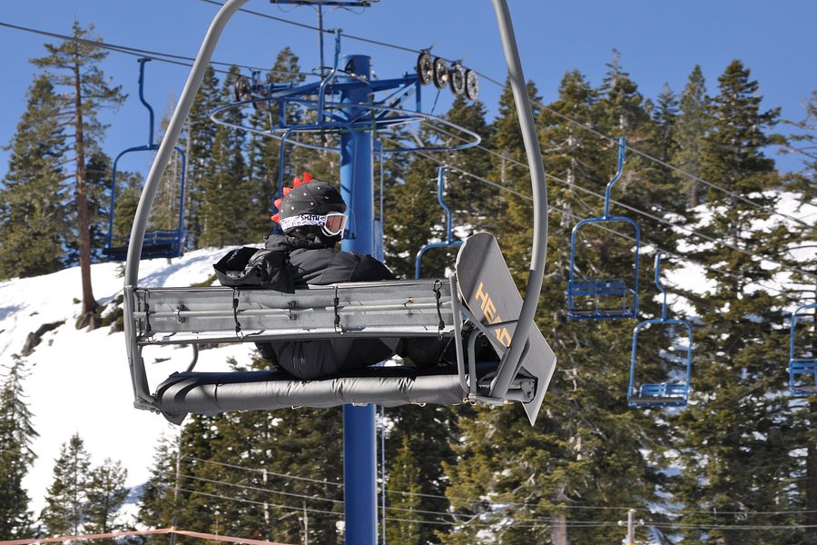 Donner Ski Ranch image