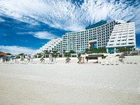 Hotel photo 14 of Live Aqua Beach Resort Cancun.