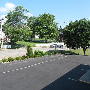 parking area at Motel East