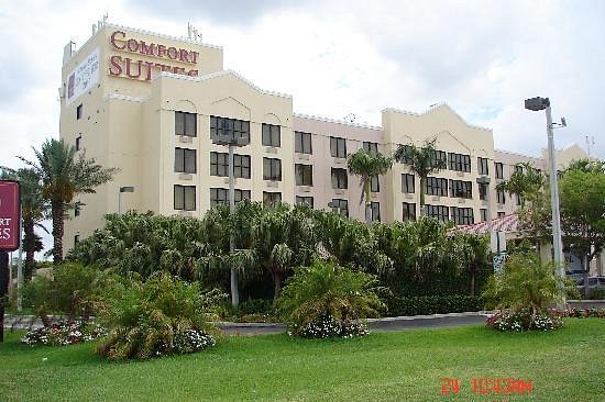 COMFORT SUITES MIAMI - KENDALL $172 ($̶2̶4̶8̶) - Prices & Hotel