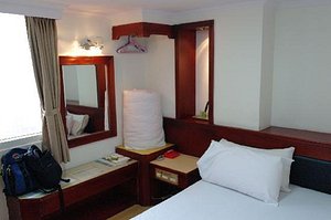 Gao Shan Ching Hotel, room