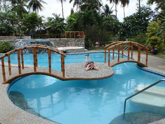 Crystal Paradise Resort &amp; Winery, hotel in Palawan Island