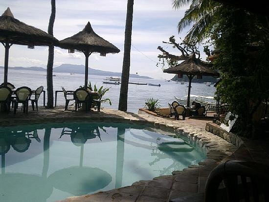 Portofino Beach Resort, hotel in Mindoro