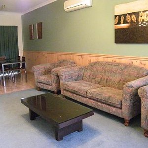 lounge room