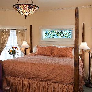 Wake up to the sound of birds singing in The Morning Glory Room