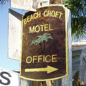 Beach Croft Motel, hotel in Englewood
