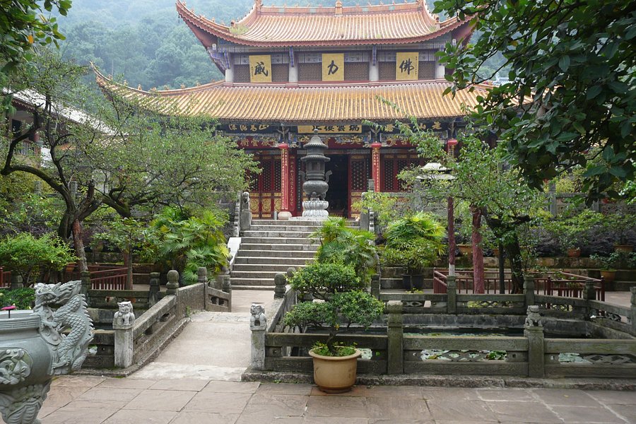 Huating Temple image