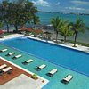 Playa Tortuga Hotel &amp; Beach Resort, hotel in Isla Colon