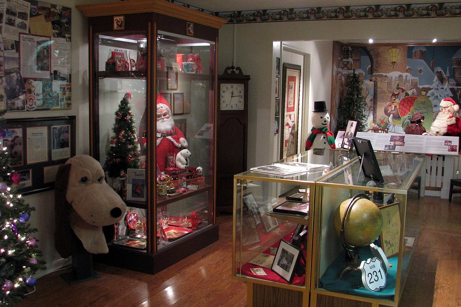 Santa Claus Museum & Village image