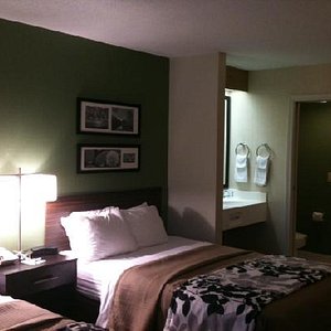Sleep Inn in Johnstown, image may contain: Hotel, Inn, Villa, Office Building