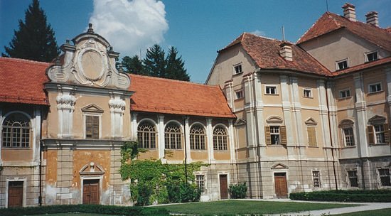 Schloss Statenberg image