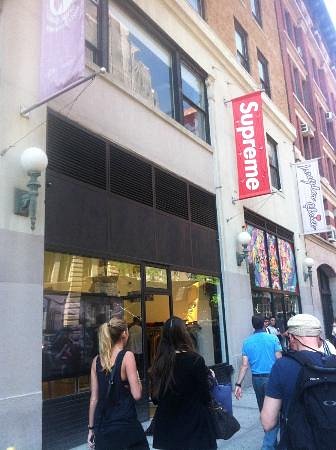Supreme unveils temporary pop-up store in New York