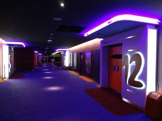 Tgv cinemas aeon station 18