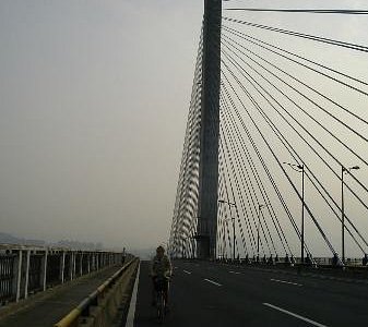Bridge to Qi'ao Dao