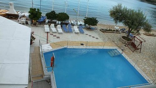 Nikiana Beach Club (니키아나) - 호텔 리뷰 & 가격 비교