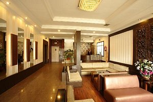 Surya Royal Hotel in Kota, image may contain: Foyer, Indoors, Living Room, Room