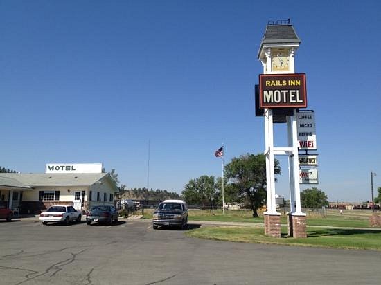 Rails Inn Motel