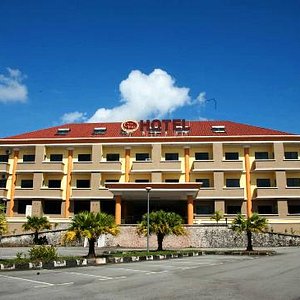 Our Main Hotel Blok