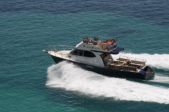corfu boat tours