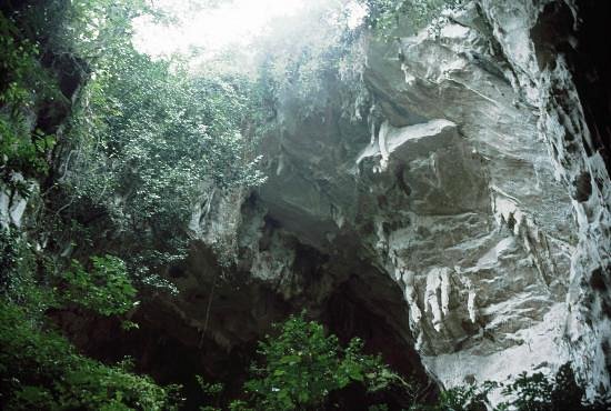 Contilola Cave image