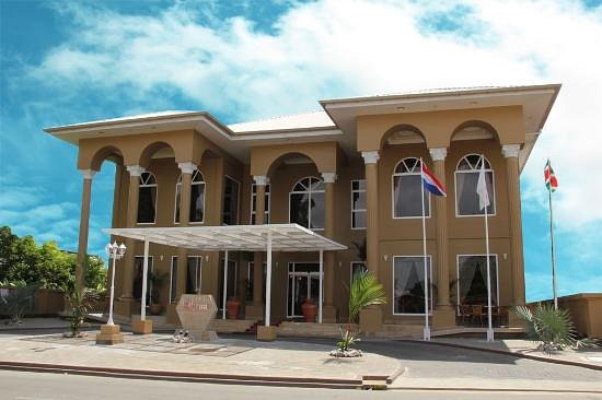 Sheva Hotel, hotell i Paramaribo