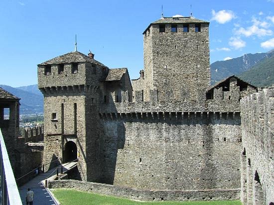 Castello di Montebello (Bellinzona) - 2021 All You Need to Know BEFORE ...