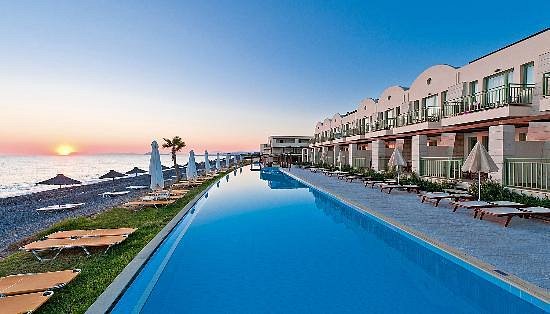Giannoulis Grand Bay Beach Resort, hotel a Kissamos