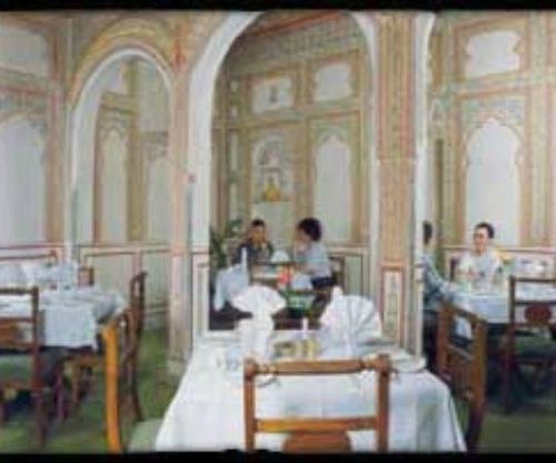 チャーミ パレス ホテル (Hotel Chirmi Palace) -ジャイプール-【 2023