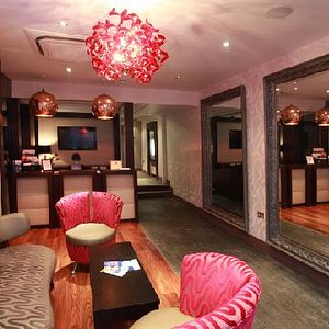 Maitrise Suites Apartment Hotel, Ealing London, hotel in London