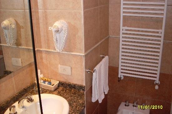 Toallero de baño moderno de pie de suelo, toallero de metal de 2 niveles  para ducha de hotel, toallero de cocina, estante de toallas de playa,  estante