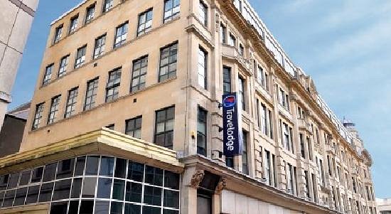 PREMIER INN CARDIFF CITY CENTRE (QUEEN STREET) HOTEL - Updated 2023 Prices  & Reviews (Wales)