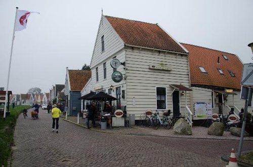 Landsmeer review images