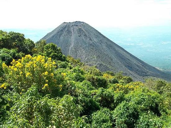National Park Cerro Verde image