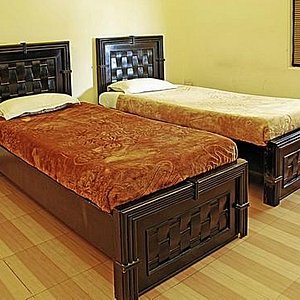 Twin Bed room