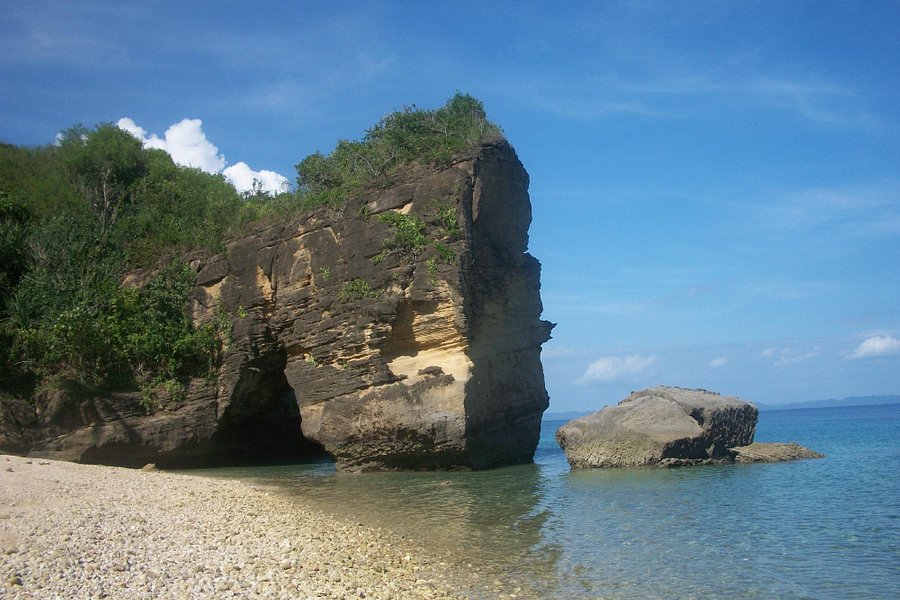 Maniwaya Island image