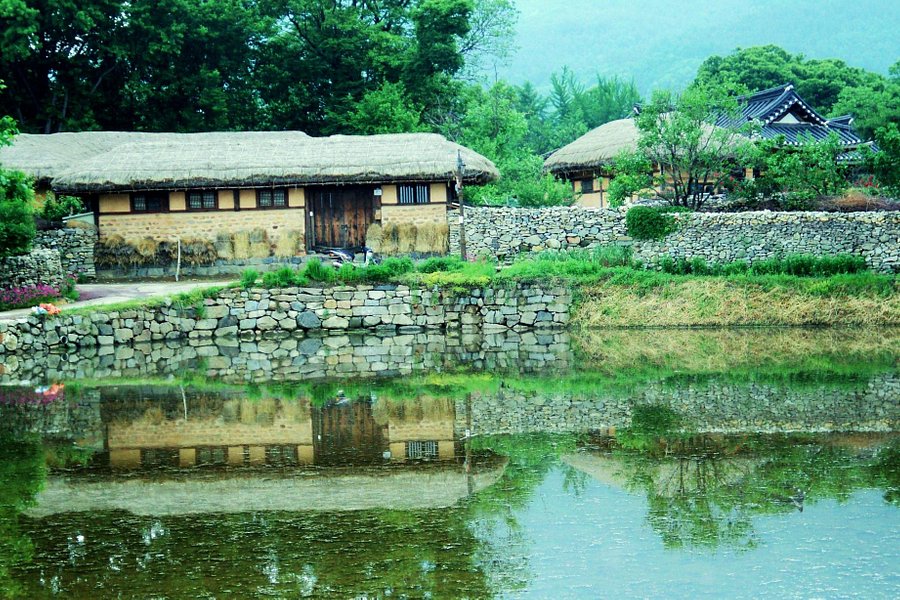 Oeam Folk Village image