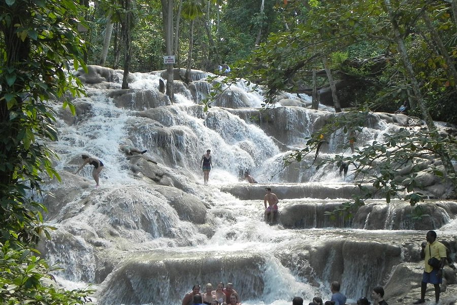 Dunn's River Falls and Park image