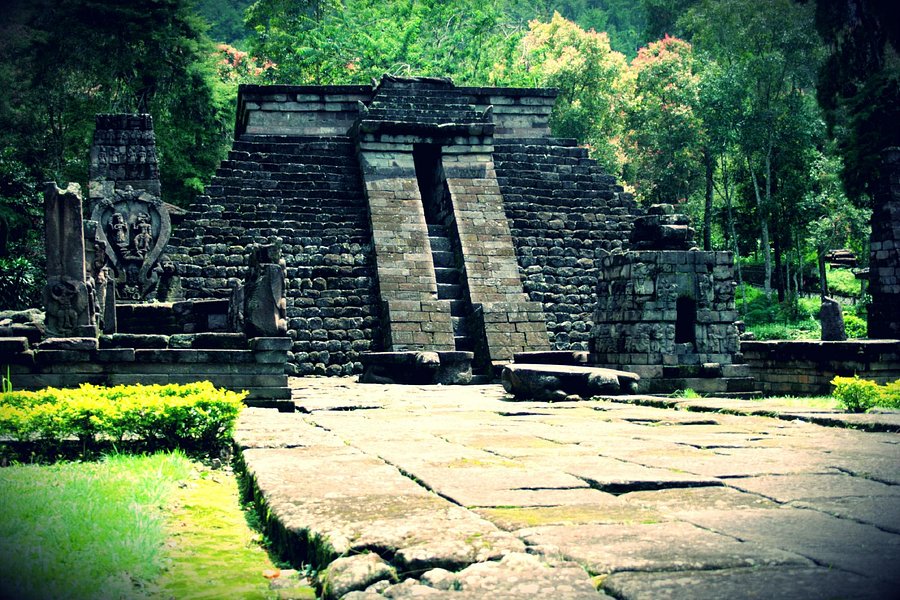 Sukuh Temple image