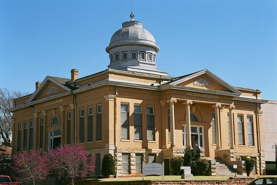 Oklahoma Territorial Museum and Carnegie Library, image