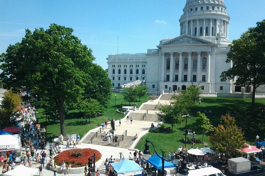 Capitol Square image