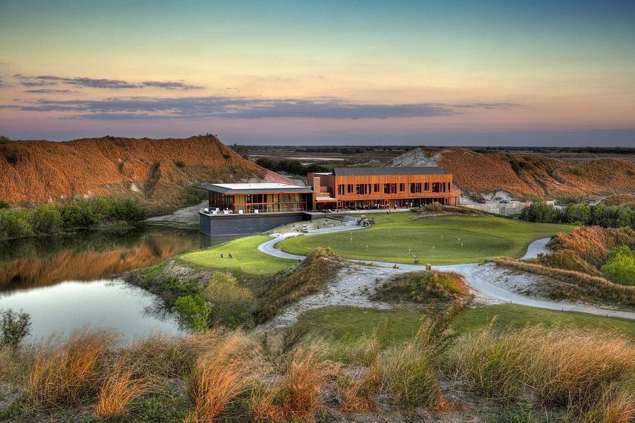 Streamsong Golf Clubhouse image